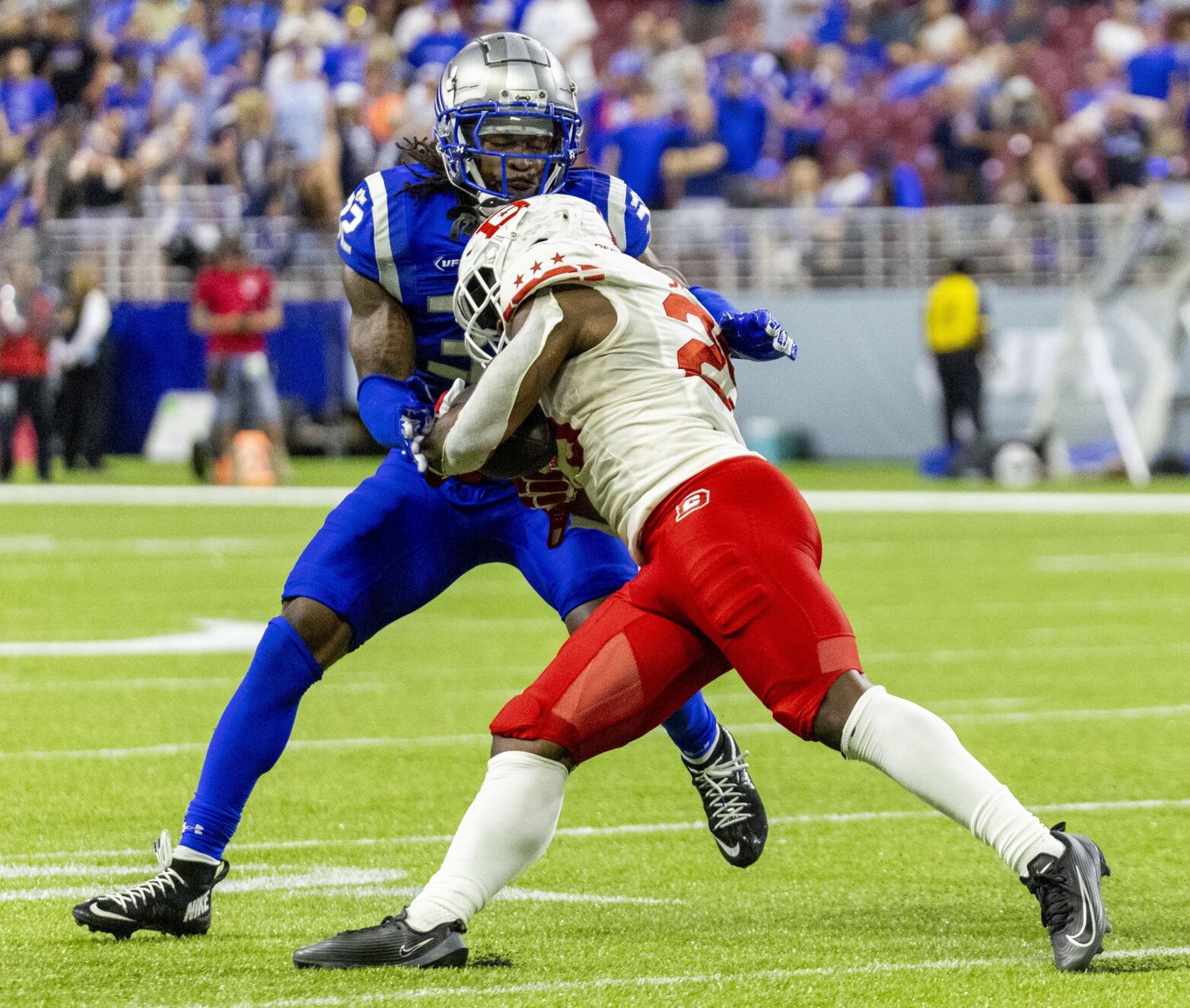 Battlehawks host Defenders